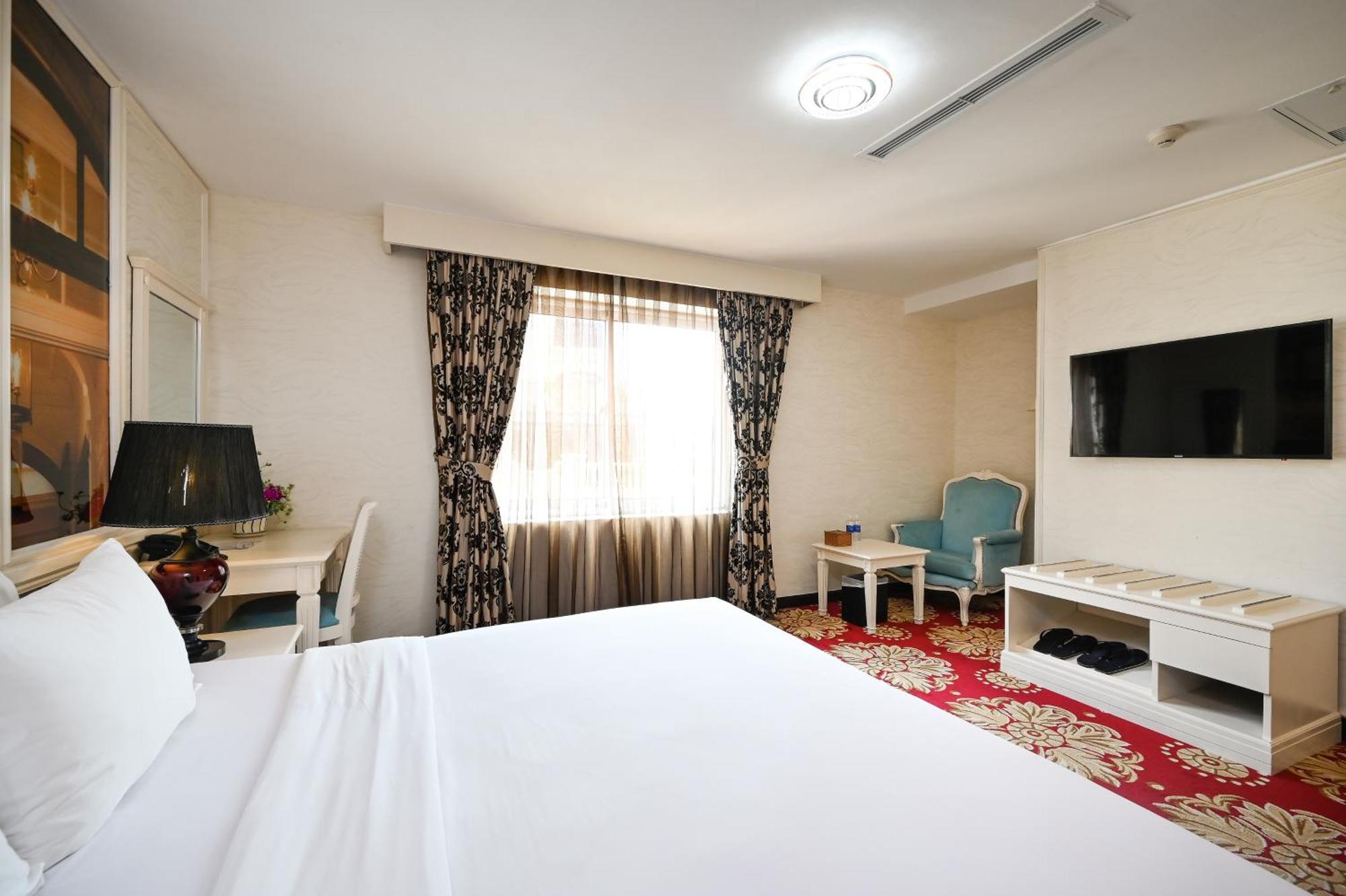 California Saigon Hotel & Rooftop Pool Ho-Chi-Minh-Stadt Zimmer foto