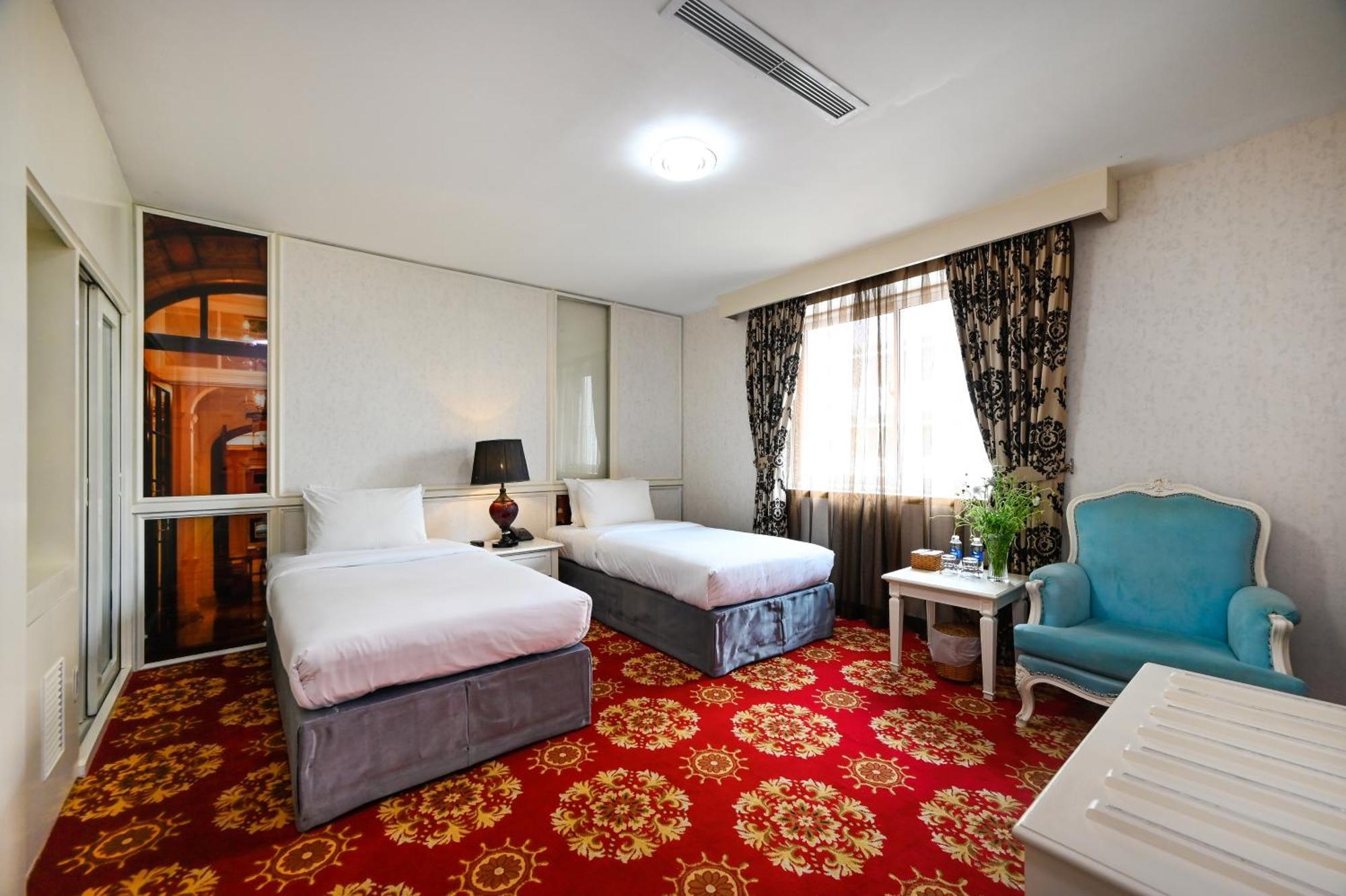 California Saigon Hotel & Rooftop Pool Ho-Chi-Minh-Stadt Exterior foto