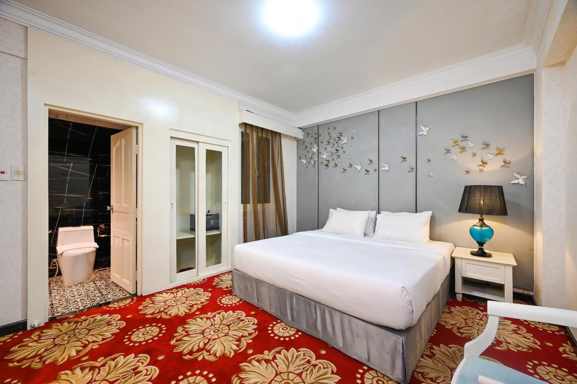 California Saigon Hotel & Rooftop Pool Ho-Chi-Minh-Stadt Zimmer foto