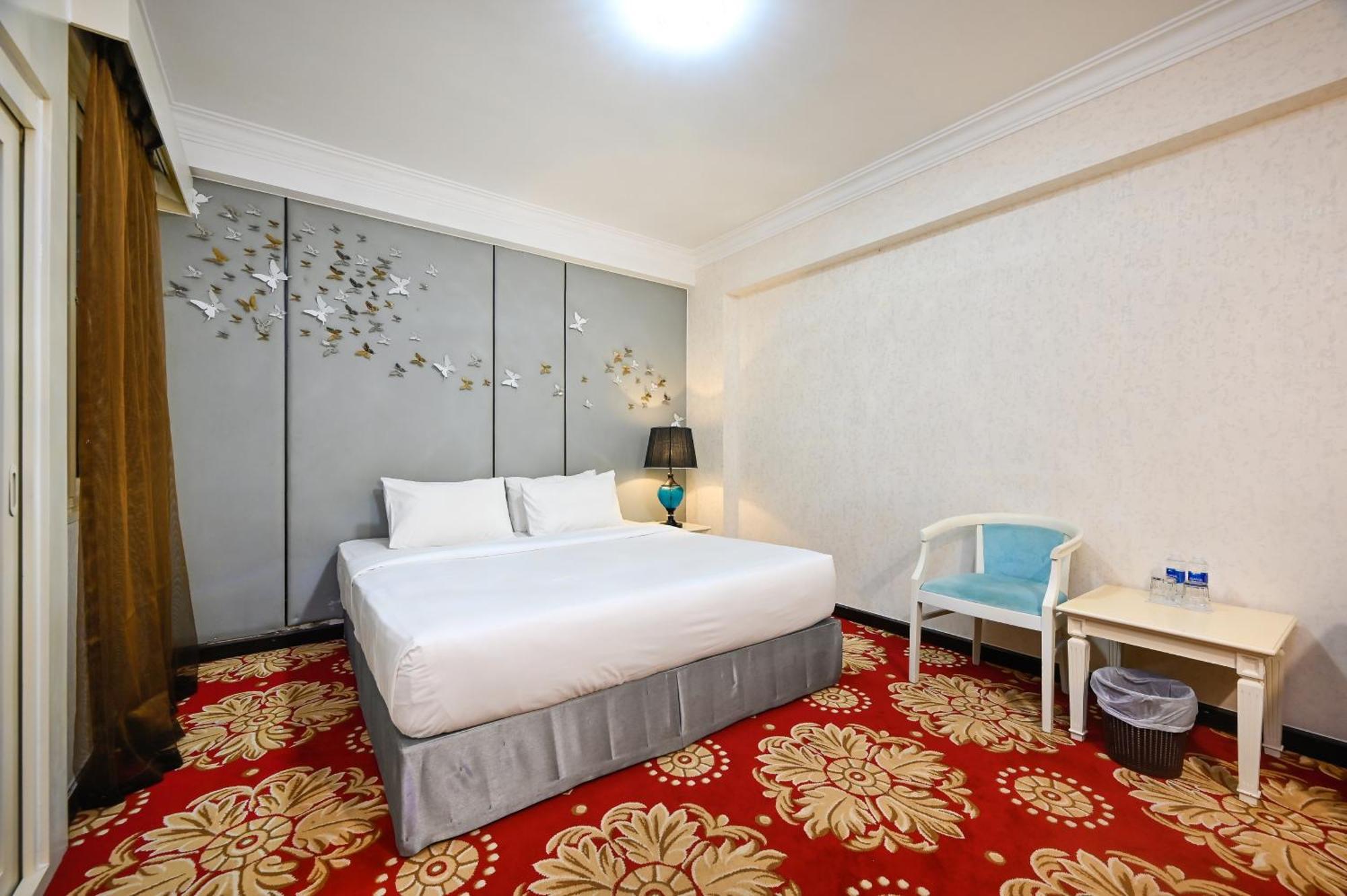 California Saigon Hotel & Rooftop Pool Ho-Chi-Minh-Stadt Zimmer foto