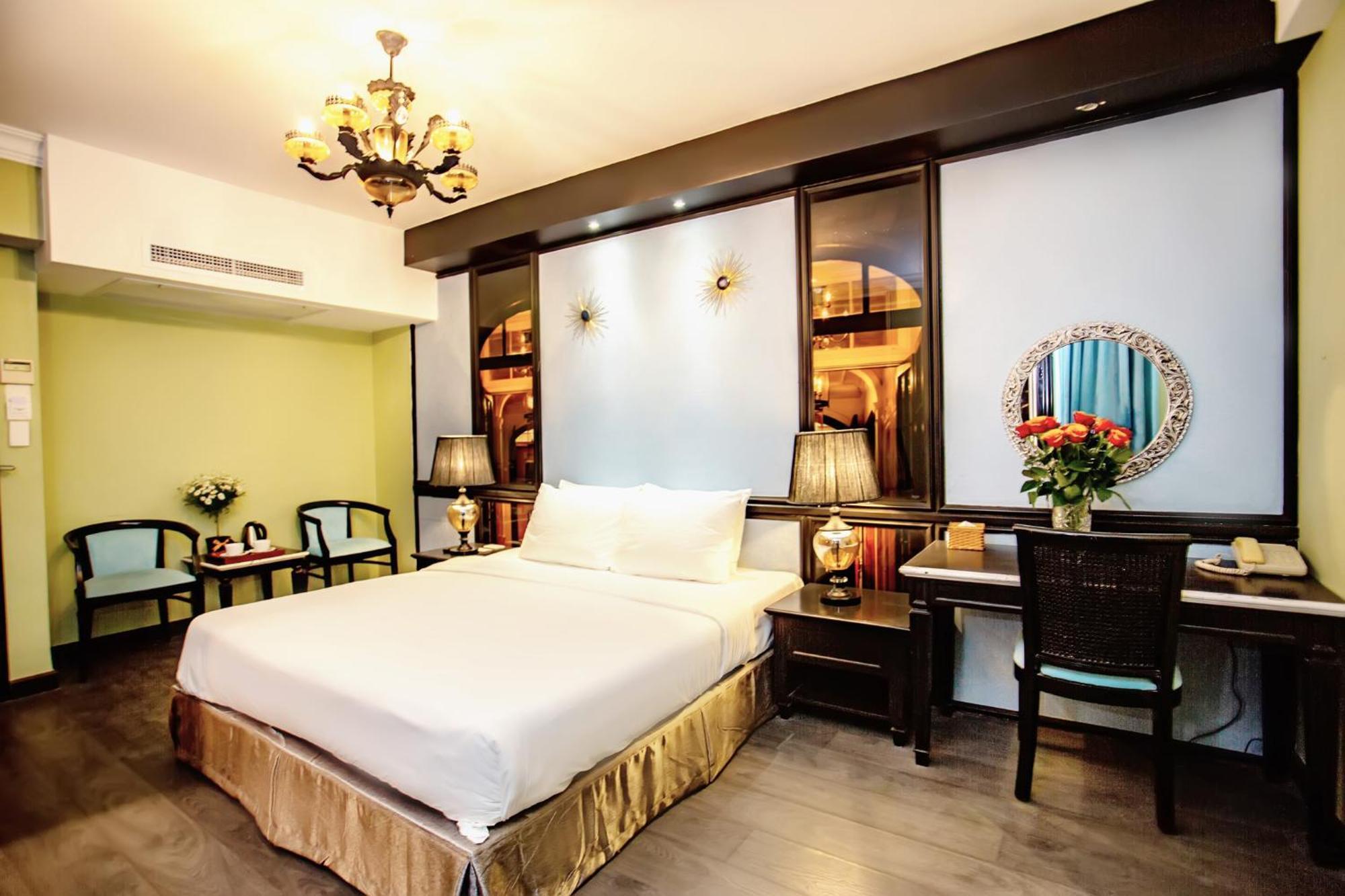 California Saigon Hotel & Rooftop Pool Ho-Chi-Minh-Stadt Zimmer foto